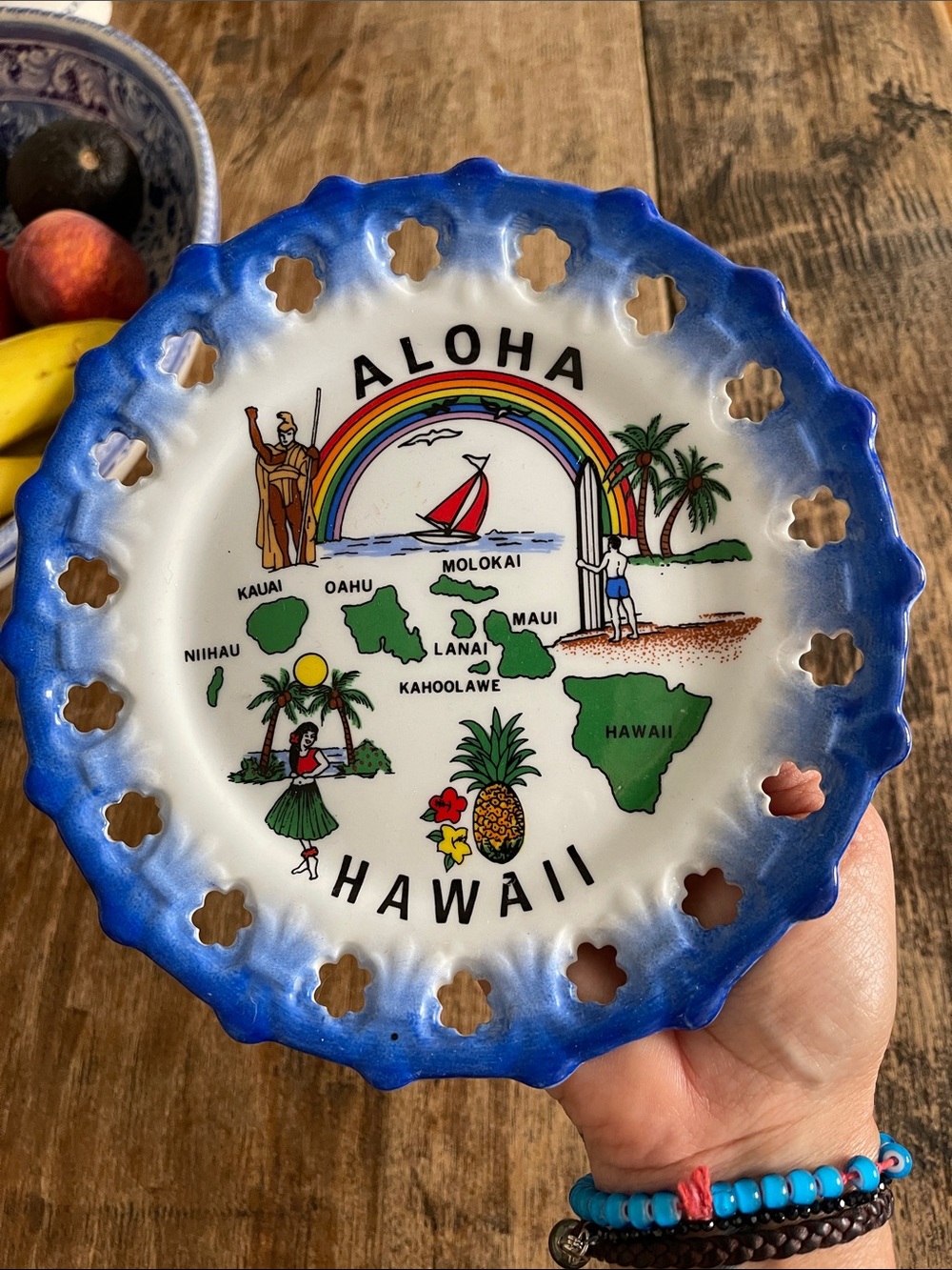 Aloha Hawaii Souvenir Decorative Plate - Blue Rim